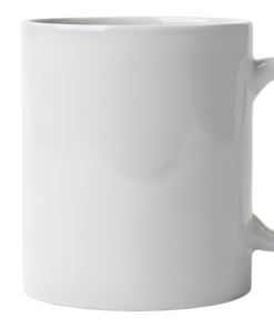 Tasse blanche vide avec anse, vue de face