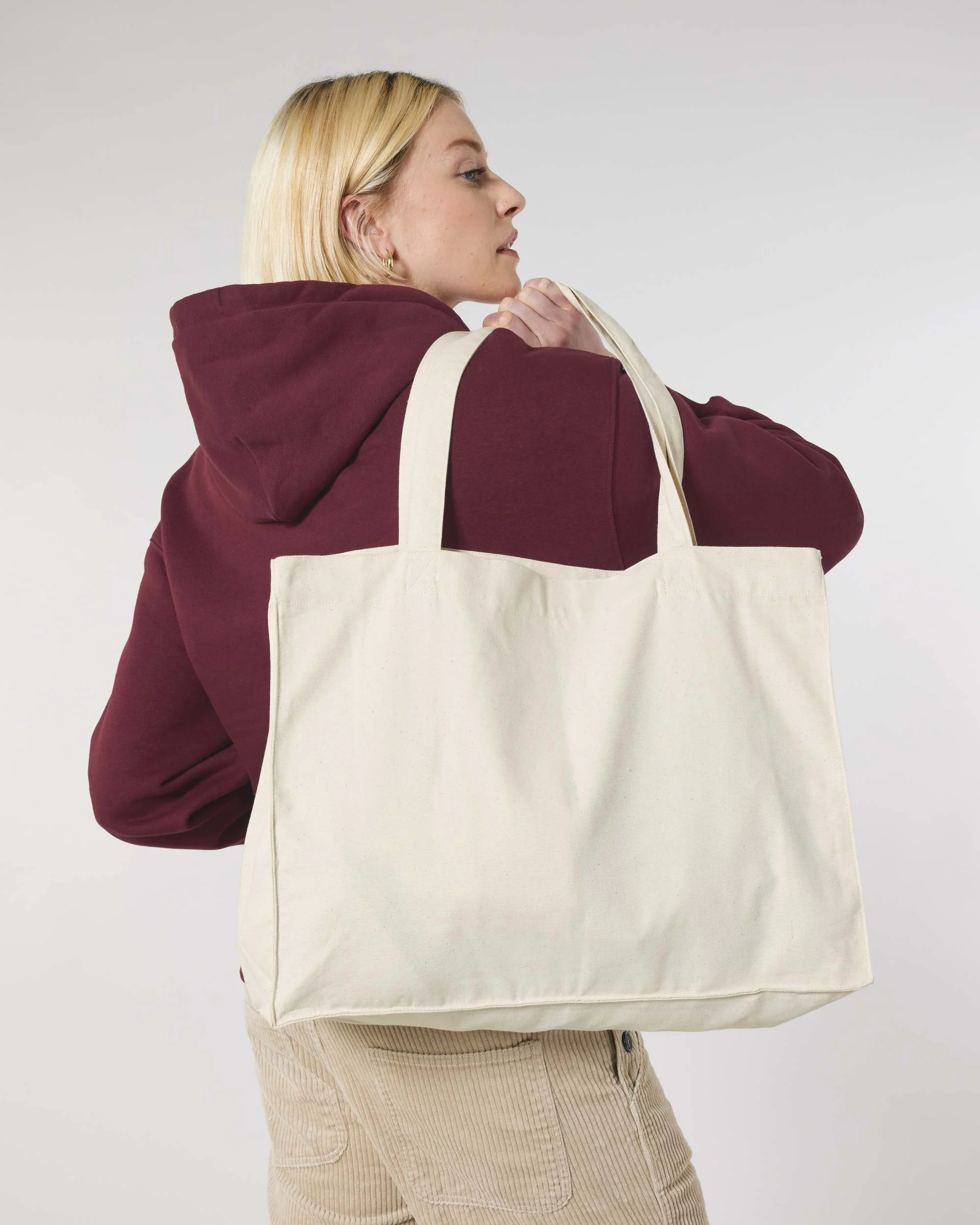Shopping bag personnalisé natural porté à l'épaule